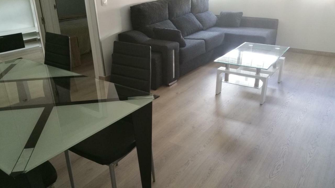 Apartamentos La Vaguada Suites Мадрид Экстерьер фото