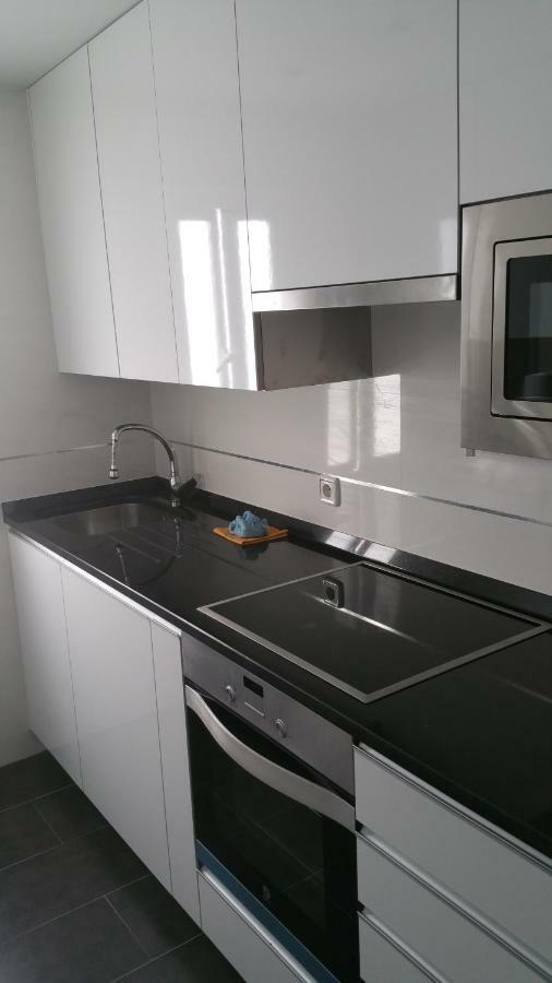 Apartamentos La Vaguada Suites Мадрид Экстерьер фото