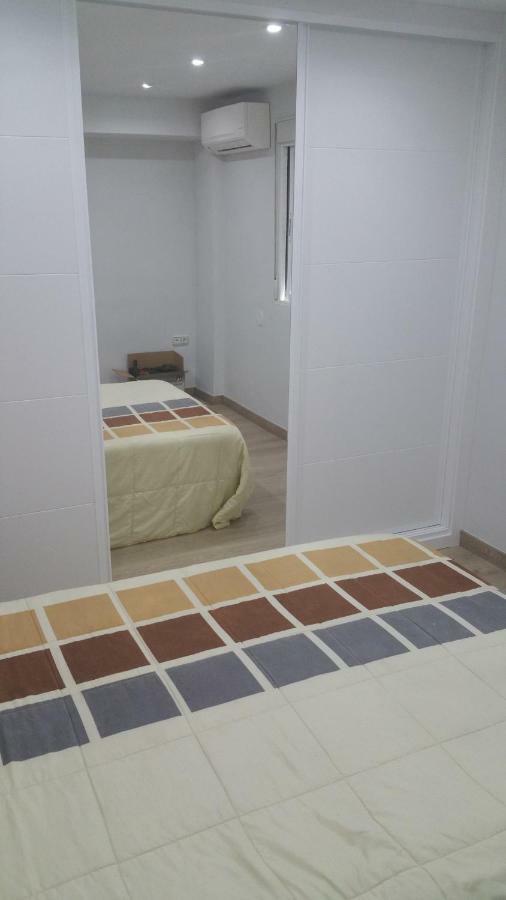 Apartamentos La Vaguada Suites Мадрид Экстерьер фото